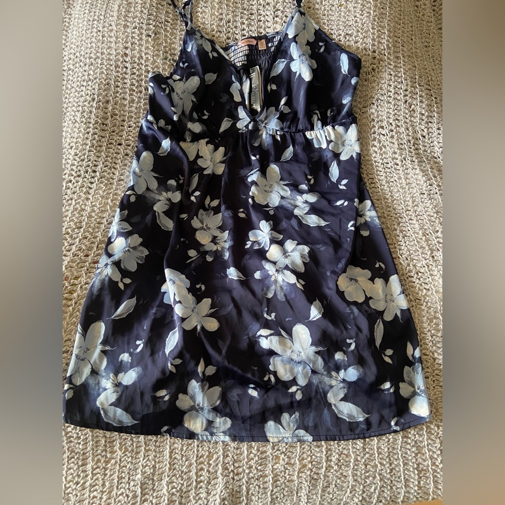 La Vie En Rose navy and light blue Floral Mini negligé